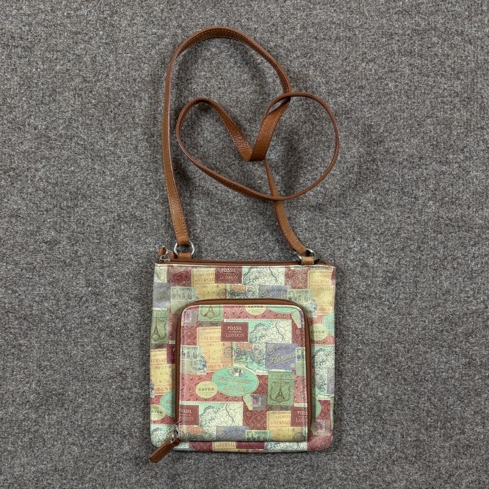 Vintage Fossil London Travel Stamps Leather Crossbody Bag Wallet Front Pocket - Picture 1 of 9